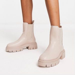 SOLD Schuh Amaya Chelsea Calf Boots